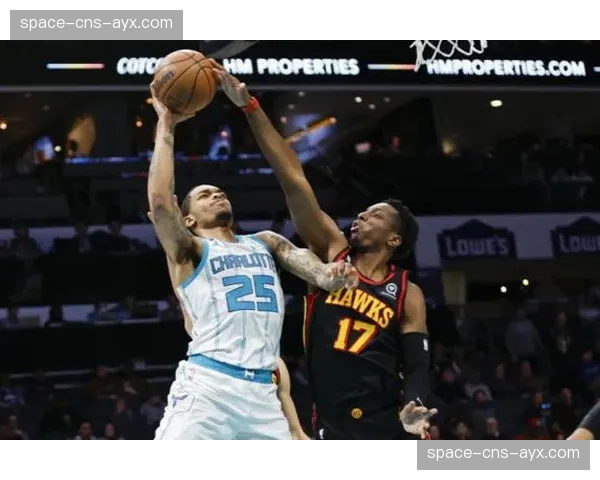 从0-2到2-2:通讯回顾老鹰队如何调整防守对位实现逆转 从0-2到2-2:通讯回顾老鹰队如何调整防守对位实现逆转